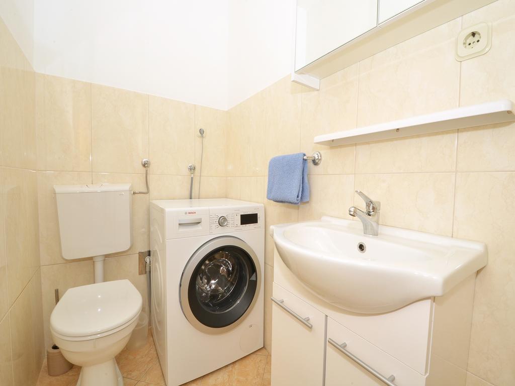 Apartment Vukadin Трогир Экстерьер фото